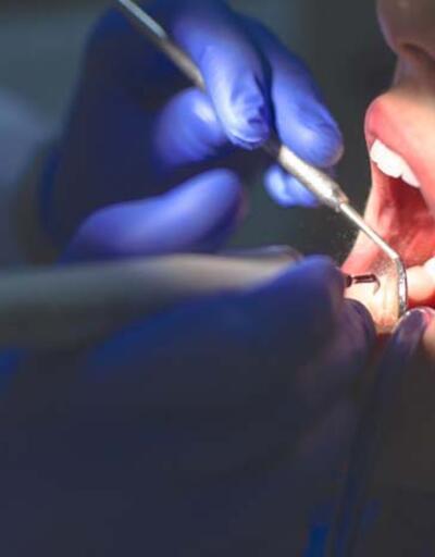 Çarpık diş, hem estetik hem sağlık sorunu yaşatıyor