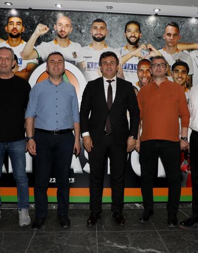 Alanyaspor-Konyaspor maçını eğitim camiası ücretsiz izleyecek