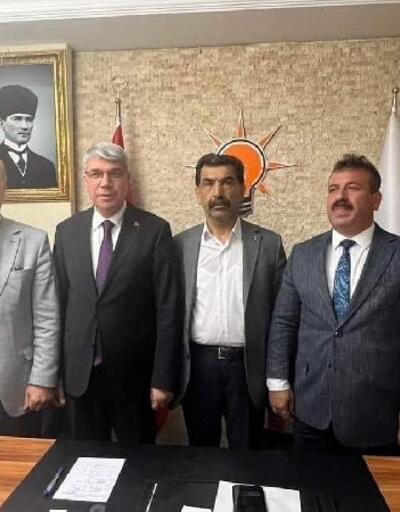 İYİ Partili Cevdetiye Belediye Başkanı Özer, AK Partiye geçti