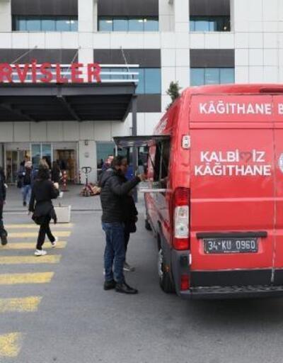 Kağıthane’de semt pazarları ve hastanelere mobil büfeler yerleştirildi
