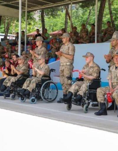 Siirt’te temsili askerlik yapan engelliler terhis oldu
