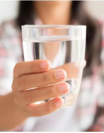 Bilim insanlarından önemli açıklama: Günde 2 litre su içmenize gerek yok