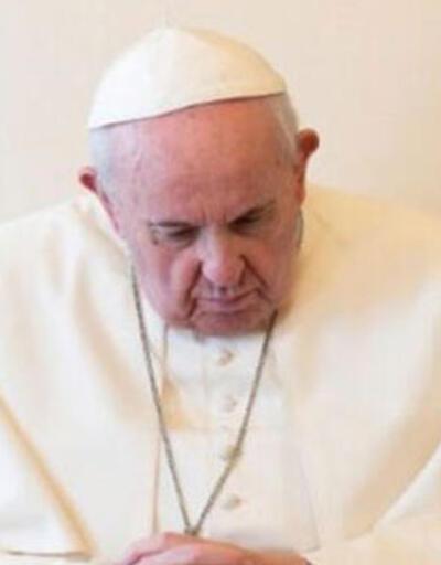 Papa Francis ameliyat oldu, tüm etkinlikleri iptal edildi