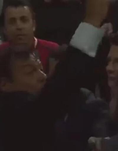 Ergin Ataman maç sonrası salondakilerle tartıştı
