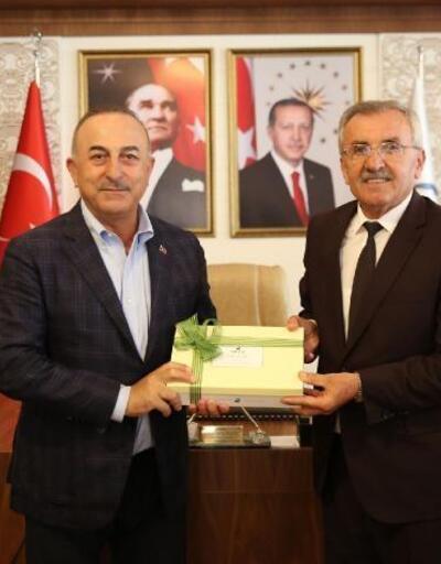 Çavuşoğlu: Büyükşehir ve ilçe belediyeleri kazanmak için çalışmalarımızı yoğunlaştıracağız
