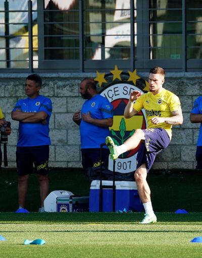 İsmail Kartalın yardımcıları belli oldu İşte Fenerbahçe teknik ekibi
