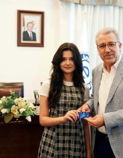 Rektör Prof. Dr. Budak EÜde eğitim görecek Azerbaycanlı öğrencileri ağırladı