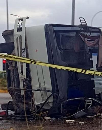 33 kişinin yaralandığı kazada, kamyonet sürücüsü gözaltına alındı