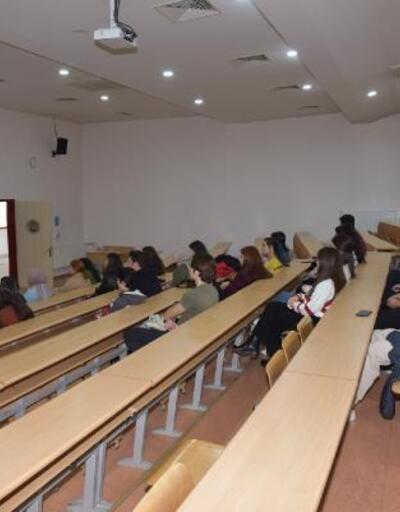 Başkan Erdem, CEGEM bünyesinde üniversiteye yerleşen öğrencileri kutladı