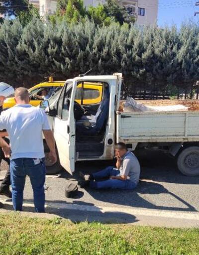 Bursada, TIRa çarpan kamyonetin sürücüsü yaralandı