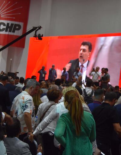 CHP İzmir il kongresi karıştı