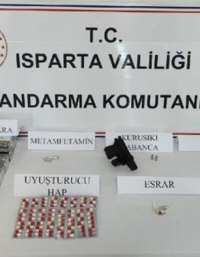 Ispartada uyuşturucu operasyonlarına 3 tutuklama
