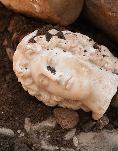 Düzcede antik kentteki kazıda, Büyük İskender’e ait portre başı bulundu