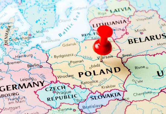 Polonya Hakkında Her Şey; Polonya Bayrağının Anlamı, Polonya Başkenti Neresidir? Saat Farkı Ne Kadar, Para Birimi Nedir?