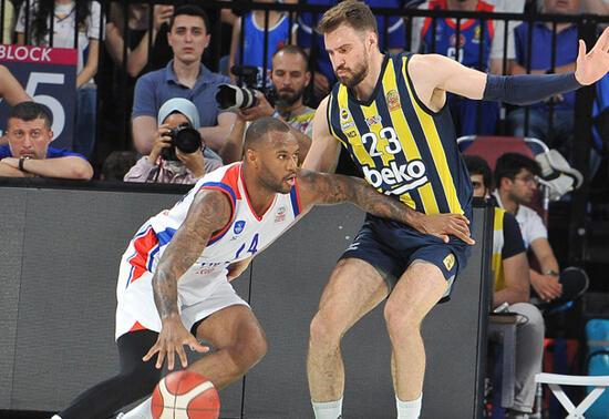 Fenerbahçe Beko'yu deviren Anadolu Efes finalde!