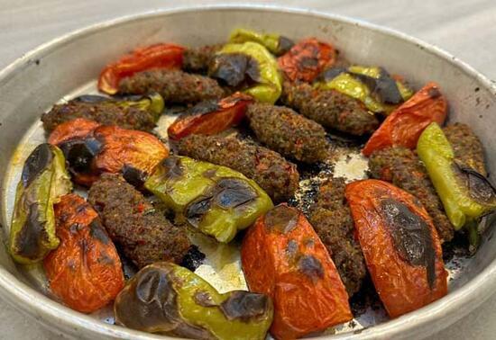 Gaziantep’in az bilinen yemeği; Simit Kebabı