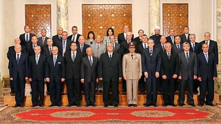 Mısır'da yeni anayasa çalışmaları başlıyor