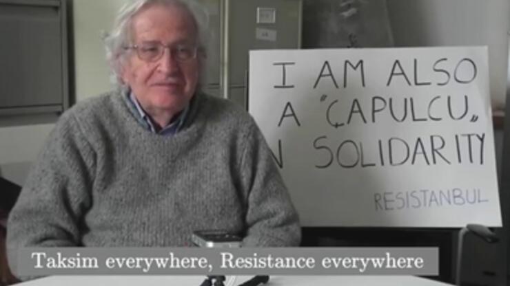 Noam Chomsky de çapulcu oldu