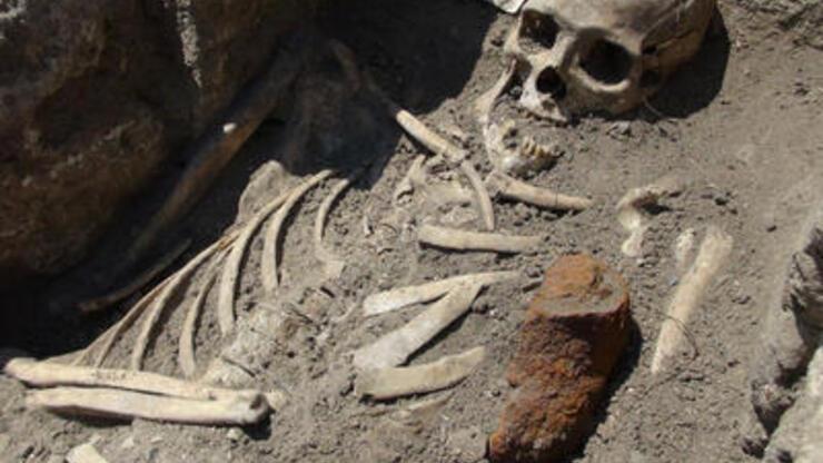 Bulgaristan'da "vampir" iskeletleri bulundu!