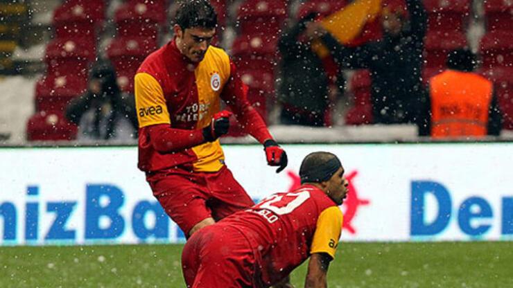 Galatasaray'da Melo ve Riera kavga etti