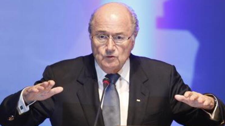 Blatter: "Katar 2022 yazın düzenlenecek"