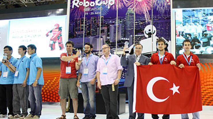 Türk takımı Robocup 2010 birincisi oldu