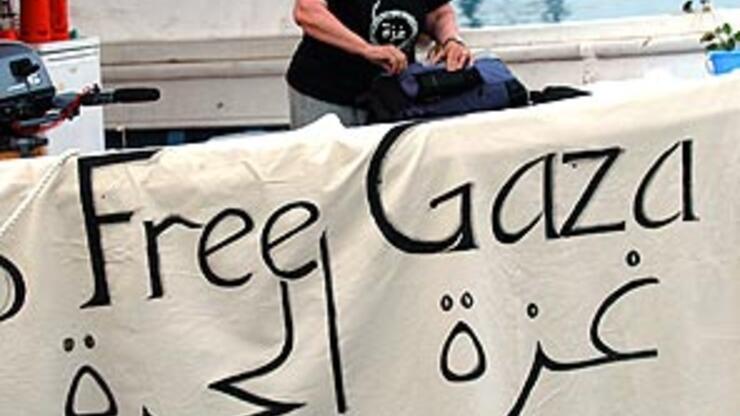 "Gazze'ye özgürlük" gemileri kuşatmayı deldi