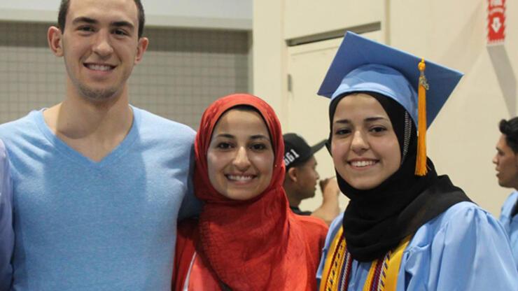 ABD'de üç Müslüman genç başlarından vurularak öldürüldü