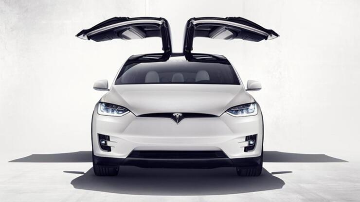 Elektrikli otomobil üreticisi Tesla resmen Türkiye'de