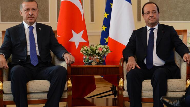 Erdoğan, Hollande ile telefonda görüştü