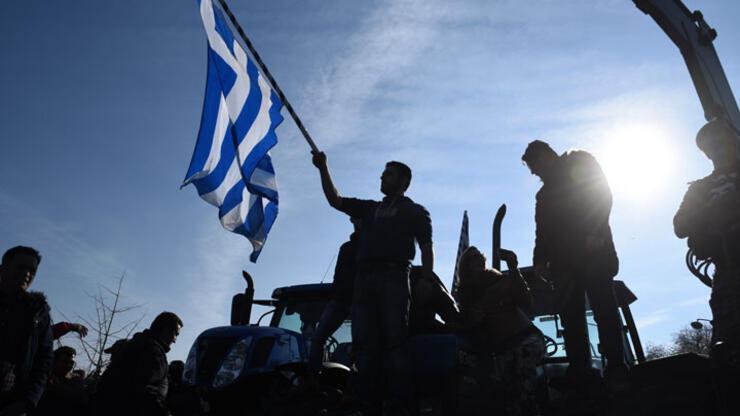 Yunanistan'da grevler ve çiftçi eylemleri devam ediyor