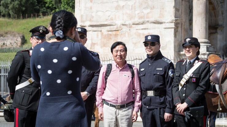 Çinli polisler Roma'da işbaşında 