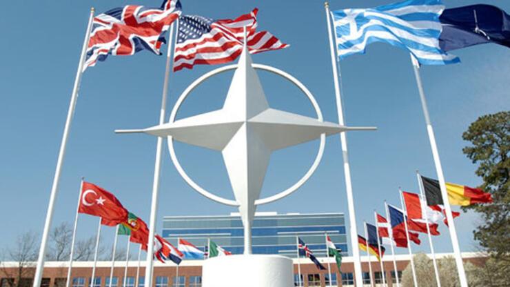 Arnavutluk'ta NATO merkezi açılıyor