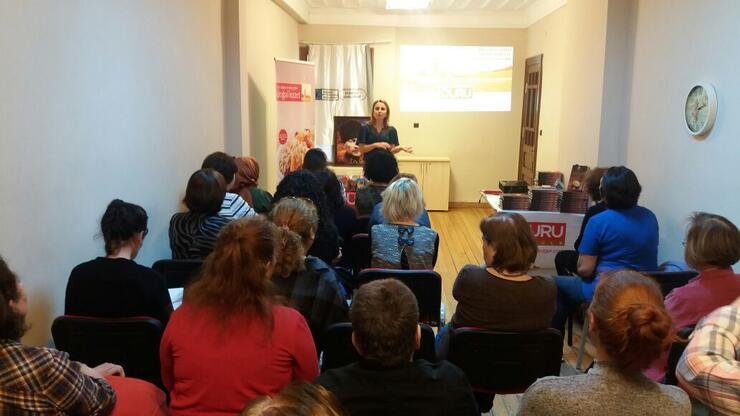 Kadıköy Belediyesi Gönüllü Evleri'nde bulgur eğitimi