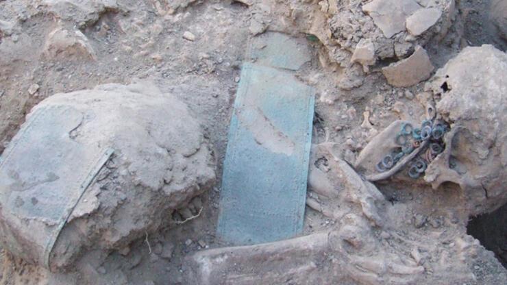 Van'da 2 bin 750 yıllık mezar