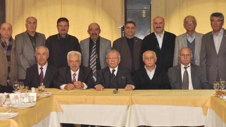 Eskişehir'de eski MHP yöneticilerinden toplu istifa 