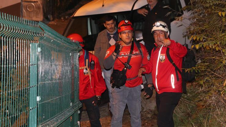 Spil Dağı'nda mahsur kalan iki liseli kurtarıldı