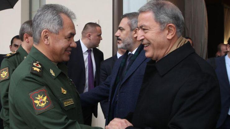 Son dakika: Rusya Savunma Bakanı, Hulusi Akar ile görüştü