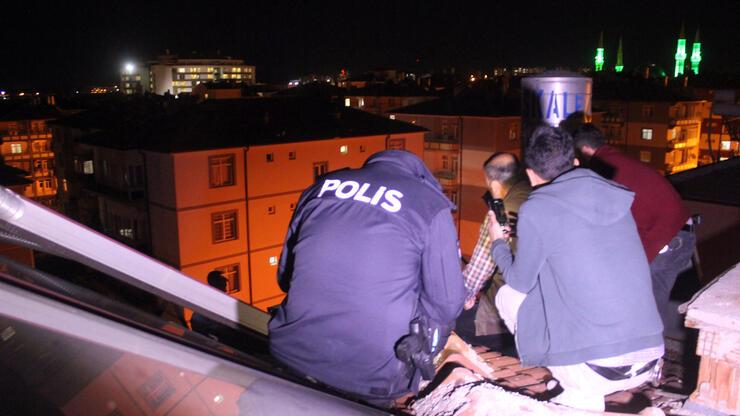 Uzaklaştırma cezası alan koca, 5 katlı binanın çatısına çıktı