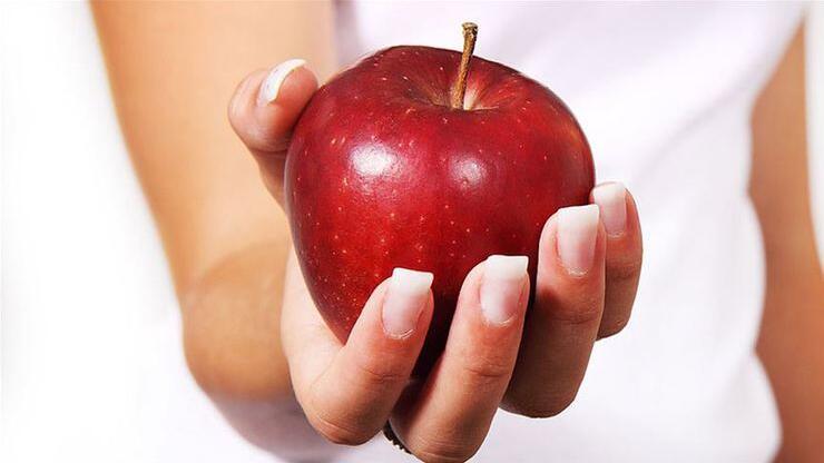 Uzmanından önemli uyarı: Bir kase yoğurt yiyorsak yanında elma da tüketin