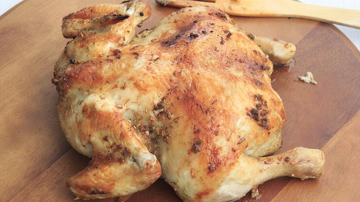 Fırında Bütün Tavuk Tarifi: Bütün Tavuk Fırında Nasıl Yapılır? Fırında Nasıl Kaç Derecede Pişer? En Güzel Bütün Tavuk Yapımı