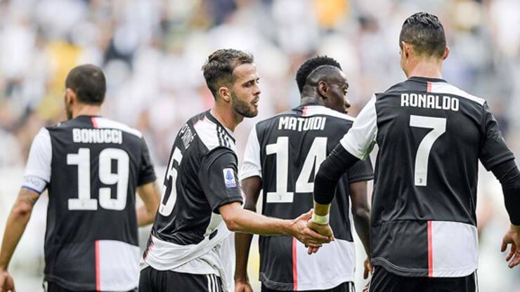 Juventus'ta bir futbolcunun daha test sonucu pozitif çıktı