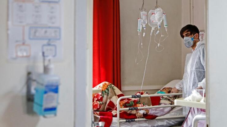 İran'da 103 yaşındaki kadın koronavirüsü yendi