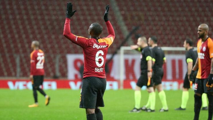 Galatasaray'da futbolcular yoldan döndü