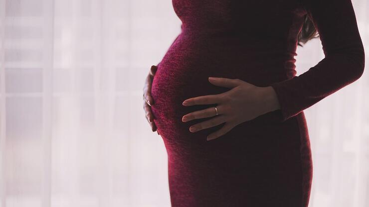 Koronavirüs, hamile kadınlarda düşüğe neden olabilir
