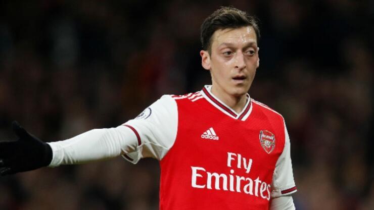 Mesut Özil'den maaş kesintisi kararı