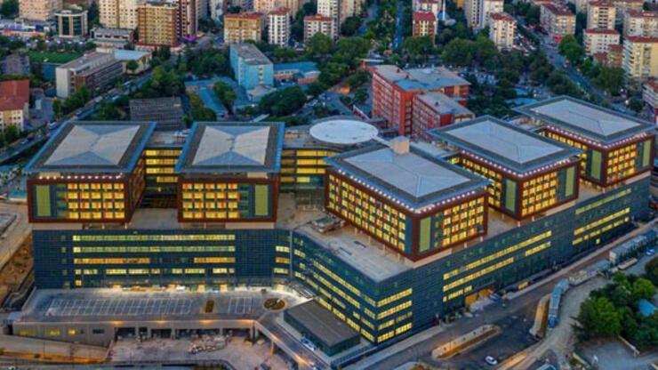 Sağlık Bakanı Koca'dan şehir hastanesi paylaşımı 