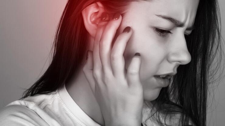 Kulak çınlaması neden olur? Kulak çınlamasına ne iyi gelir?