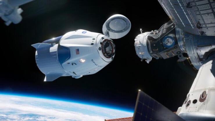 SpaceX Crew Dragon uzaya turist taşımaya hazırlanıyor
