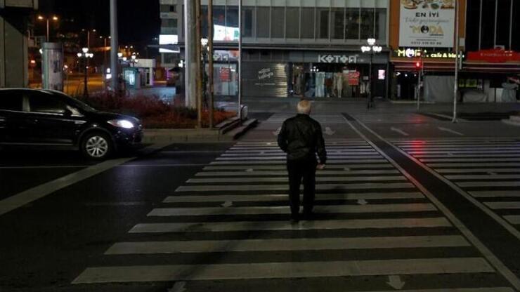 Türkiye genelinde hafta sonu uygulanan sokağa çıkma kısıtlaması sona erdi